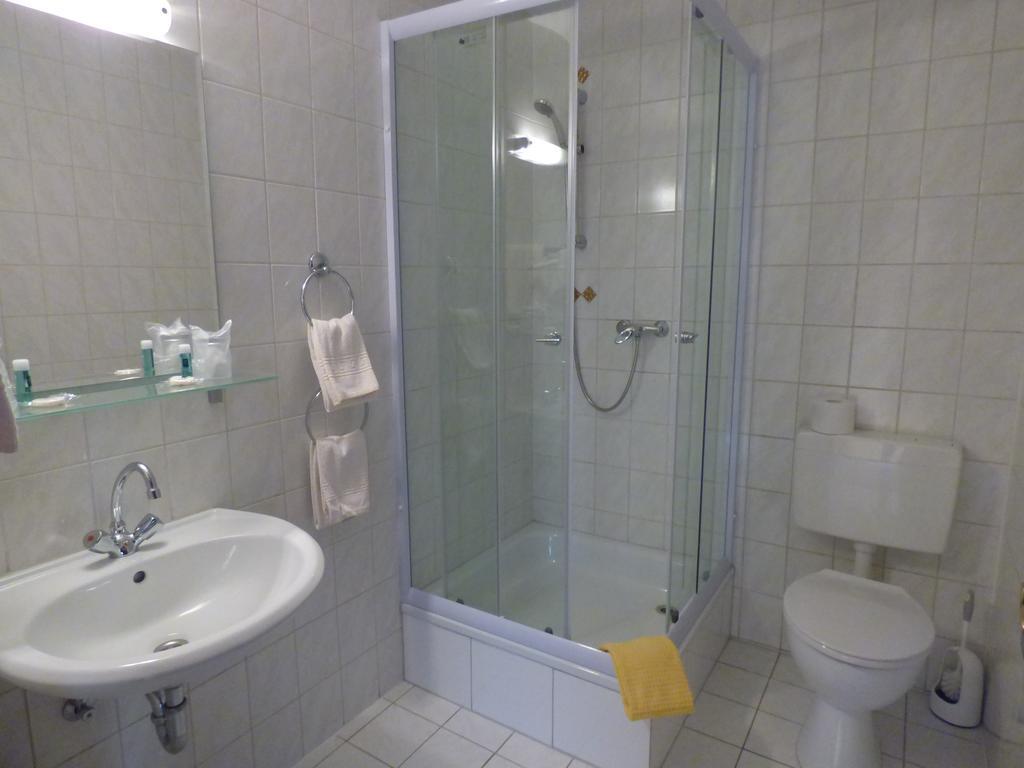 Hotel Diele Detmold Buitenkant foto